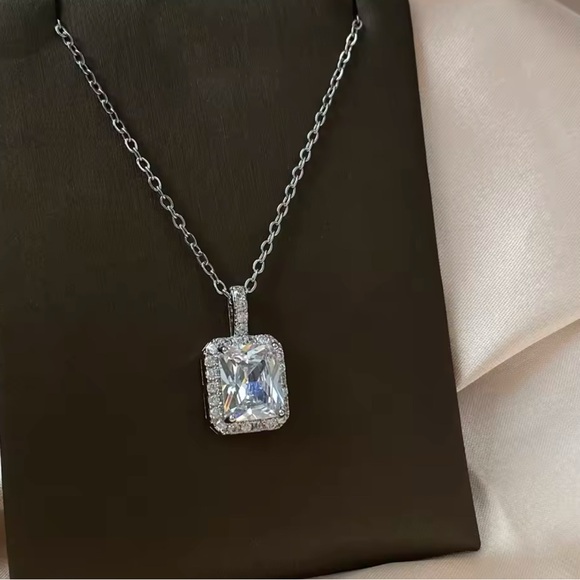 Necklace for women - Picture 5 of 6